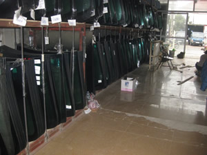 kính ôtô | kính xe hơi | kính xe ôtô | kính ô tô | thay kính xe hơi ôtô | kiếng ô tô | kiếng xe hơi ôtô | gương kính xe ôtô | hcm | sài gòn | bình dương | đồng nai | biên hòa | brvt